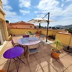 Апартаменты Rocade De Appt T4 Avec Grande Terrasse Et Garage Коллиур