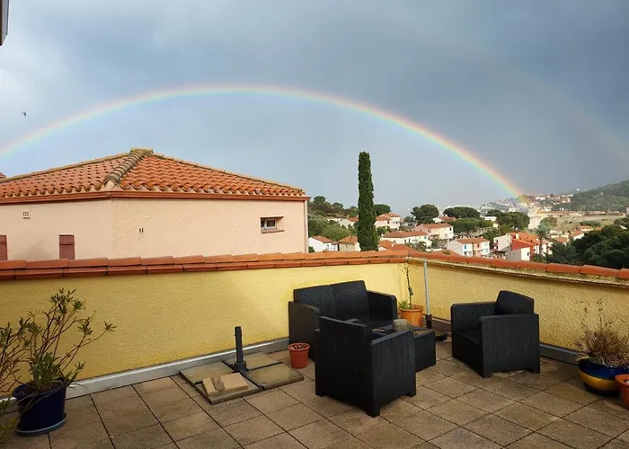 Rocade De Appt T4 Avec Grande Terrasse Et Garage Collioure